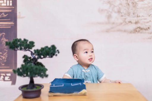 格尔木宝宝腿纹不对称怎么办